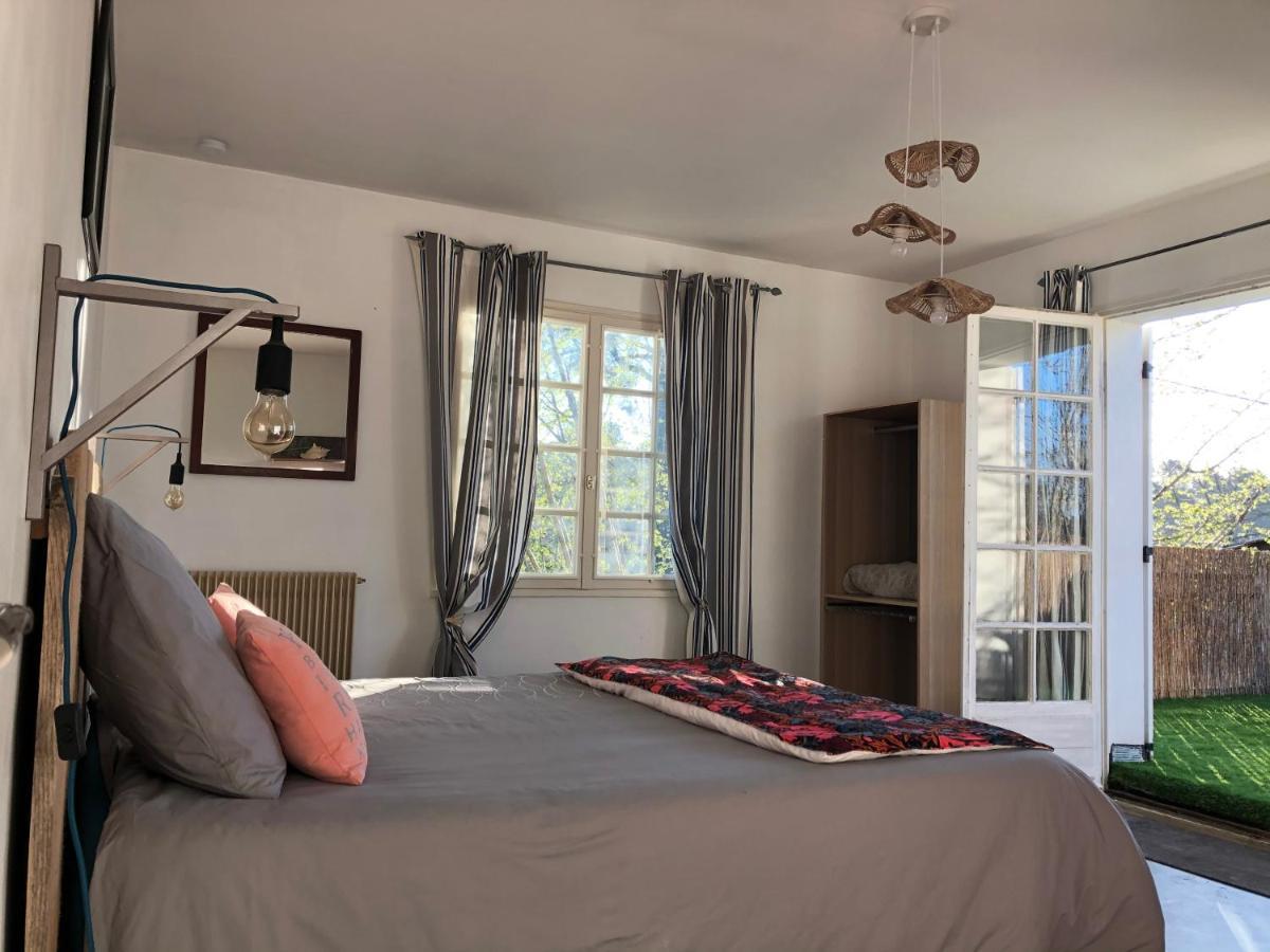 Chambres D'Elisa Saint-Morillon Екстериор снимка